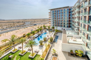 Sleek Studio at Celestia A Dubai South by Deluxe Holiday Homes
